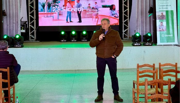 Foto - Assessoria Cerca de 1000 agricultores participam de eventos do agro realizados pela Sicredi Grandes Lagos